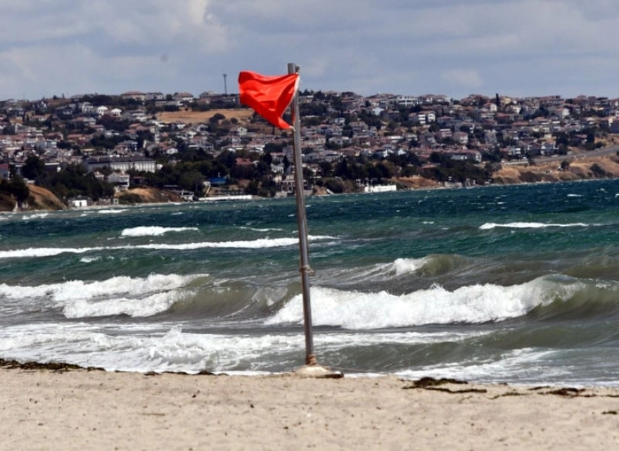 Sakarya'da denize girilmesi yasaklandı