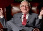 Warren Buffett'ın servetini dağıtmasıyla en zenginler listesindeki sırası değişti