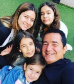 Acun Ilıcalı, kızı Yasemin'in doğum gününü duygusal sözlerle kutladı