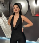 Kamuran Akkor'un torunuyla evlenecek olan Sitare Akbaş kına gecesi düzenledi