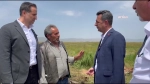 CHP heyeti Ardahan'da çiftçilerle buluştu; Erhan Adem, şap hastalığının hayvancılığı bitirdiğini ve devletin sahada olmadığını belirtti.