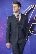 Ünlü oyuncunun şirketi 15 çalışanını işten çıkardı