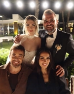 Aşıklar Cunda Adası'ndaki Düğünde